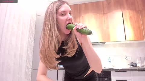 Snapshot of patricia_blair_ chatting on April 14, 6:36 pm Patricia online show from April 14, 6:36 pm