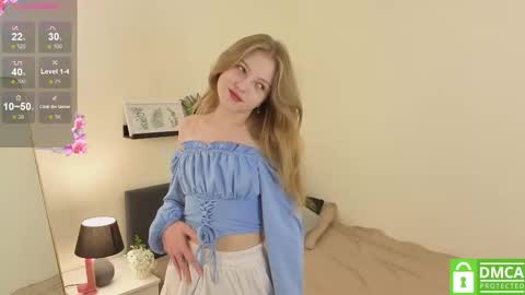 Vicki online show from October 15, 10:04 am