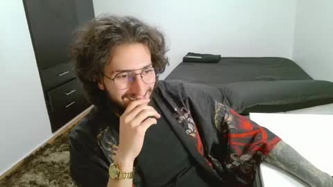 patrick_bteman online show from April 16, 6:52 pm