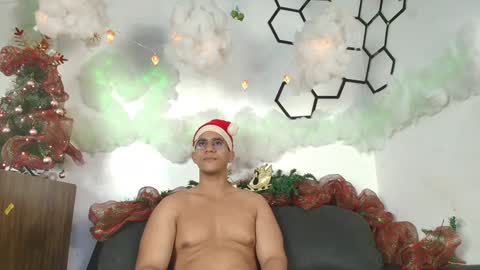 Patrick Rose  online show from December 24, 11:06 am