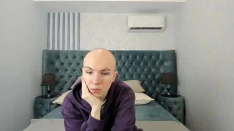 Snapshot of patrickbevy chatting on May 17, 8:38 pm Patrick online show from May 17, 8:38 pm