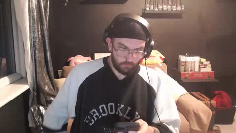 Snapshot of patrickmorris92 chatting on February 17, 8:15 pm patrickmorris92 online show from February 17, 8:15 pm