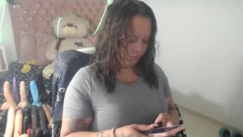 patty squirt87 online show from February 11, 3:33 am