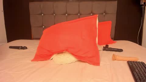 Snapshot of patty_tasty chatting on February 20, 7:41 pm P A T T Y online show from February 20, 7:41 pm