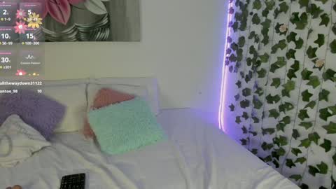 paulina online show from December 31, 3:55 am