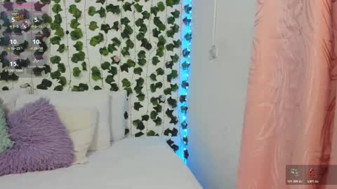 Snapshot of pau_delima__ chatting on October 27, 1:53 am paulina online show from October 27, 1:53 am