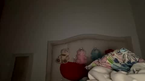 Snapshot of pau_heart chatting on December 8, 9:57 am Paulina online show from December 8, 9:57 am