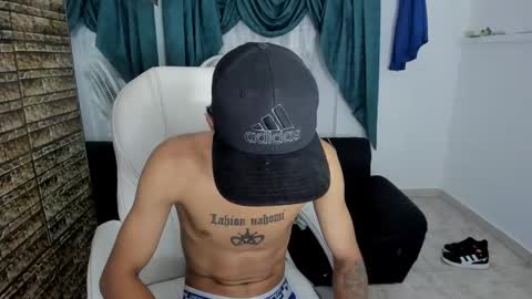 Snapshot of paul_booy chatting on November 6, 4:46 am Paul online show from November 6, 4:46 am