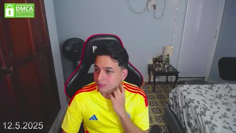 paul_crewe online show from December 5, 6:59 pm