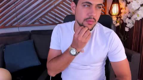 Paul Rivera online show from November 21, 8:07 pm