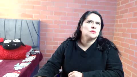 paula__117 online show from July 12, 6:43 pm