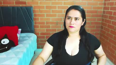 paula__117 online show from August 5, 12:46 am
