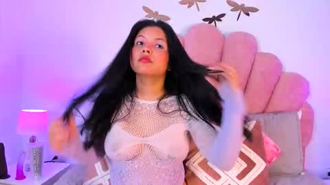 Paula   online show from January 10, 12:40 pm