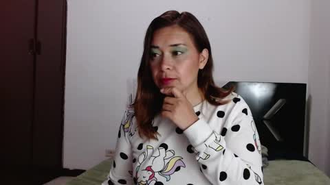 PAULA online show from April 3, 3:59 am