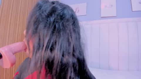 Pau online show from October 31, 8:21 pm