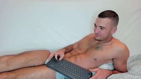 paulblack021 online show from November 13, 7:13 pm