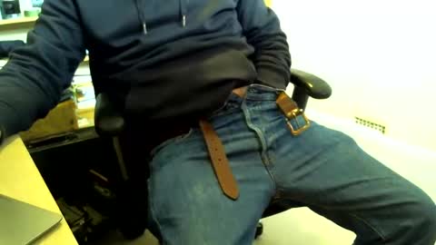 stop by for a chat online show from December 21, 12:01 pm