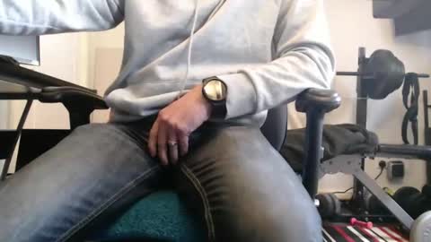 paulie120464 online show from October 18, 11:44 am