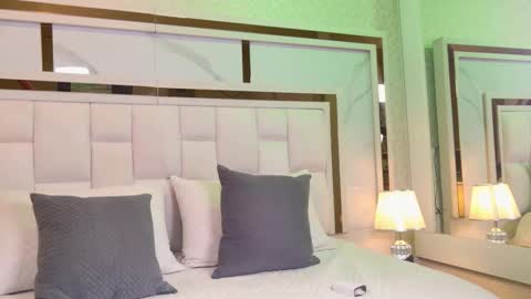 Paulina  online show from January 7, 7:16 pm