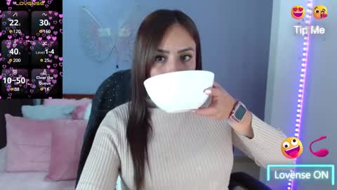 Snapshot of paulina_galvis2700 chatting on January 29, 3:47 pm paulina online show from January 29, 3:47 pm