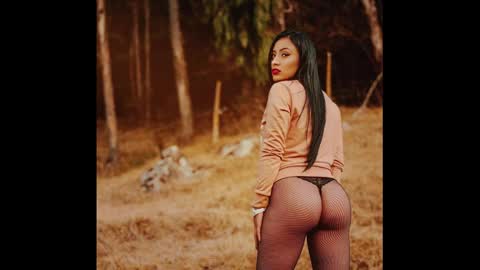Snapshot of paulina_galvis2700 chatting on February 5, 6:15 pm paulina online show from February 5, 6:15 pm