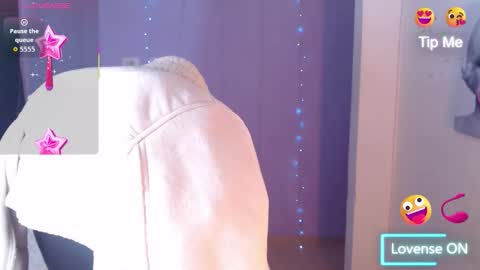 paulina online show from February 7, 3:27 pm