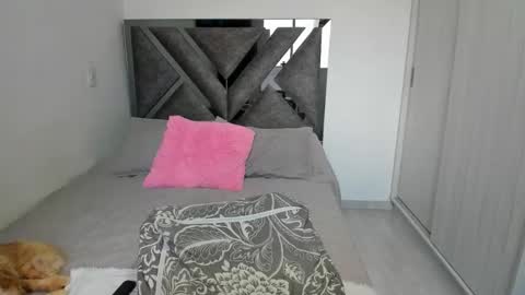 Paulina online show from February 27, 8:09 pm