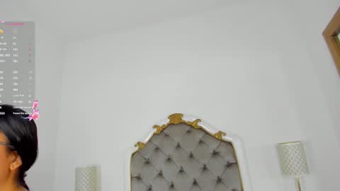 Snapshot of paulina_lux chatting on February 22, 2:37 pm paulina lux online show from February 22, 2:37 pm