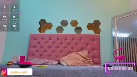 Snapshot of paulina_sodi chatting on May 9, 8:03 pm Paulina online show from May 9, 8:03 pm