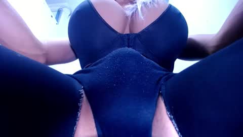 paulinabigcock24 online show from December 14, 5:29 am