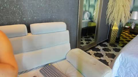 Paulina online show from November 14, 11:31 am