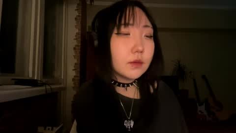 Snapshot of paulinaokutsu chatting on February 23, 2:25 pm Yuna online show from February 23, 2:25 pm