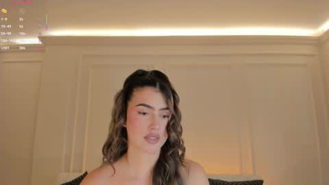 Paulina Santos  online show from March 4, 8:15 pm