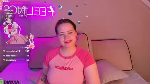 Snapshot of pauline_moore chatting on October 30, 9:26 pm Erica online show from October 30, 9:26 pm