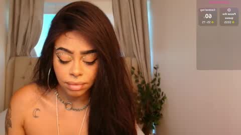 paulinne_clark online show from April 16, 7:14 pm