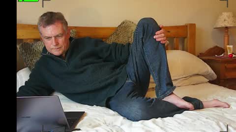 paullie2011 online show from November 9, 12:14 pm