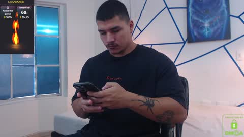 Snapshot of paulo_allen chatting on December 26, 1:21 pm Paulo online show from December 26, 1:21 pm