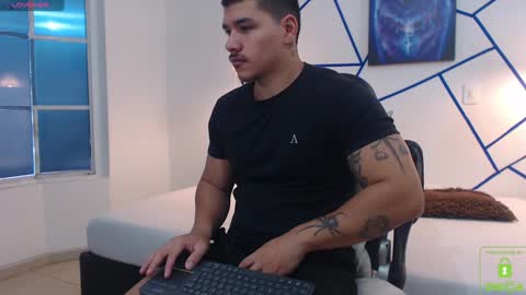 Snapshot of paulo_allen chatting on December 30, 12:52 pm Paulo online show from December 30, 12:52 pm