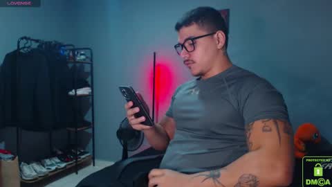 Snapshot of paulo_allen chatting on February 15, 1:16 pm Paulo online show from February 15, 1:16 pm