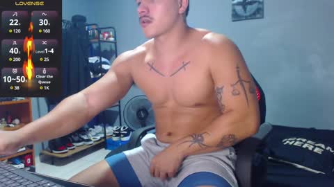 Snapshot of paulo_allen chatting on March 8, 11:28 pm Paulo online show from March 8, 11:28 pm