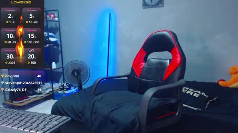 Snapshot of paulo_allen chatting on March 9, 2:29 am Paulo online show from March 9, 2:29 am