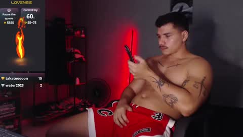 Snapshot of paulo_allen chatting on March 12, 12:10 am Paulo online show from March 12, 12:10 am