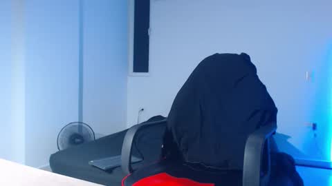 Snapshot of paulo_allen chatting on September 30, 2:16 am Paulo online show from September 30, 2:16 am