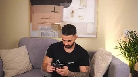 Paul Phoenix online show from February 17, 8:04 pm