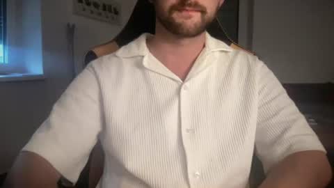Snapshot of paulsimpsn chatting on July 9, 6:45 pm love bush online show from July 9, 6:45 pm