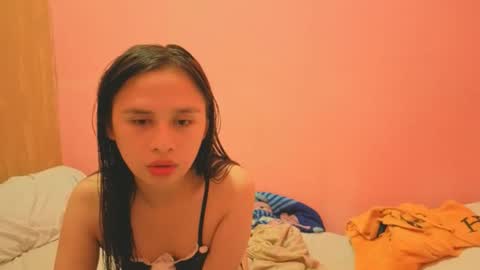 Snapshot of paume561662 chatting on February 1, 12:04 pm Pau hot online show from February 1, 12:04 pm