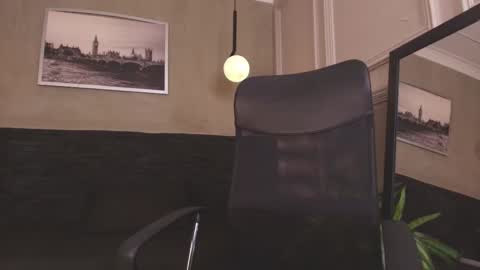 Snapshot of pavlovasw chatting on October 5, 8:29 pm Pavlova online show from October 5, 8:29 pm