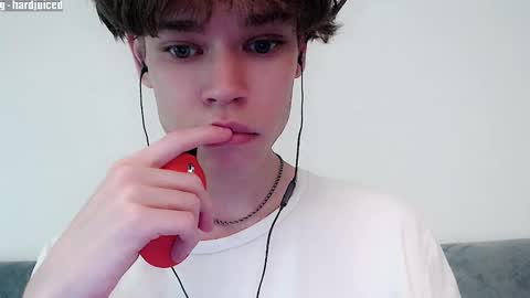 pawclaw online show from October 21, 10:49 am