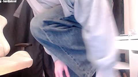 pawclaw online show from February 26, 10:09 pm