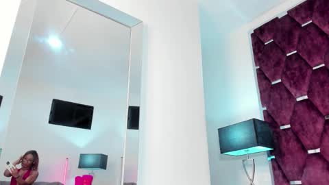 PaytonFerrara online show from December 15, 4:50 am